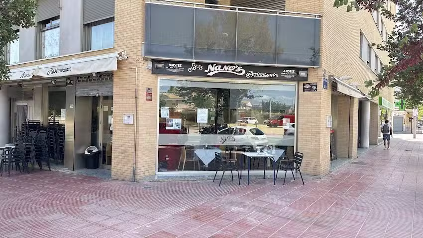 Bar- Restaurante Nano&acute;s