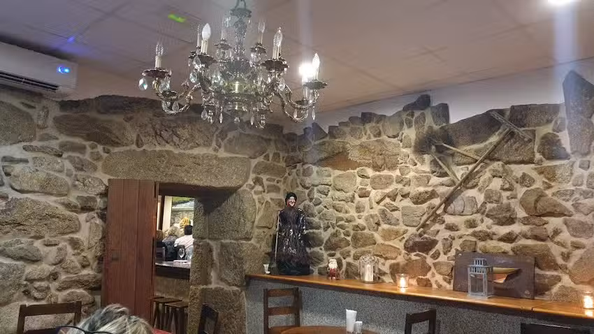 Bar restaurante O Burato do Grilo