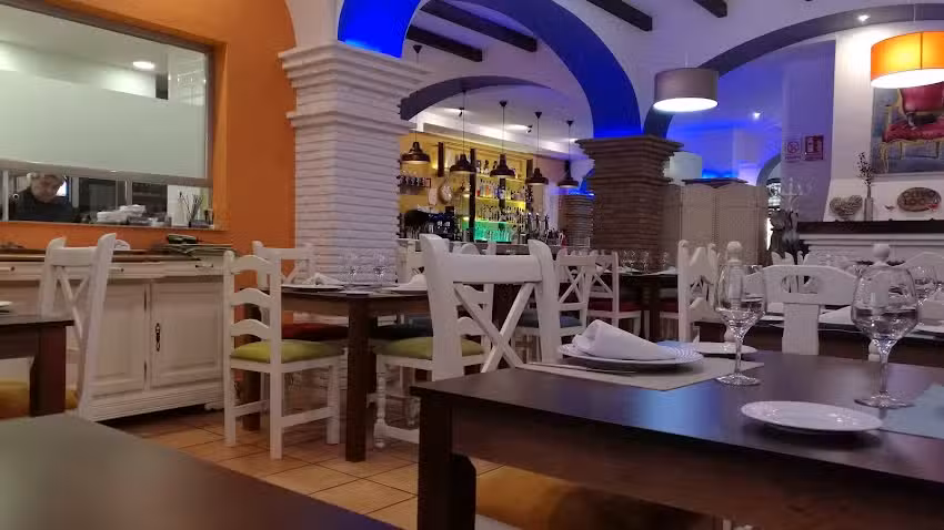 Bar restaurante Olivo Loco