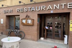 Bar Restaurante Pirineos