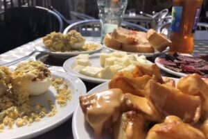 Bar Restaurante Pirineos