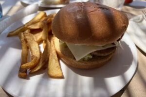 Bar restaurante piscina onsares