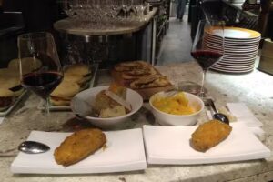 Bar Restaurante Ra&iacute;z