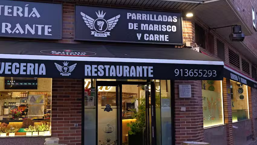 Bar Restaurante Seven