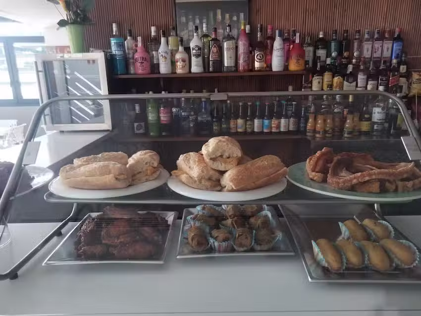 Bar restaurante suargi roncal