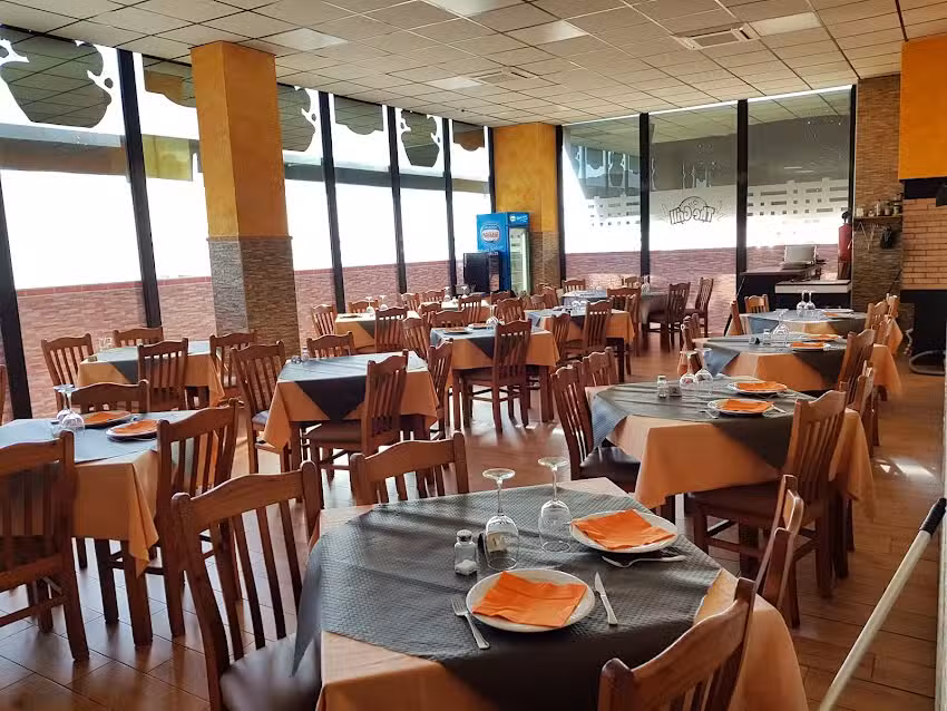 Bar restaurante The Grill