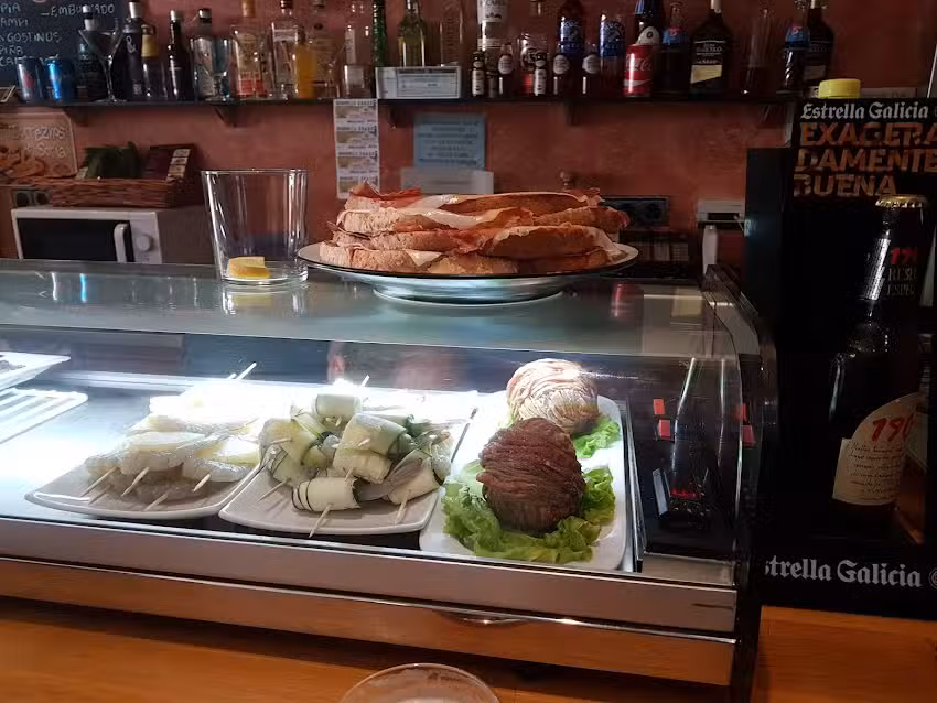 BAR RESTAURANTE TRINQUETE