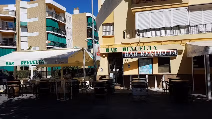 Bar Revuelta