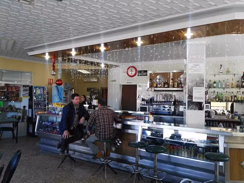 Bar-Rte. El Surtidor