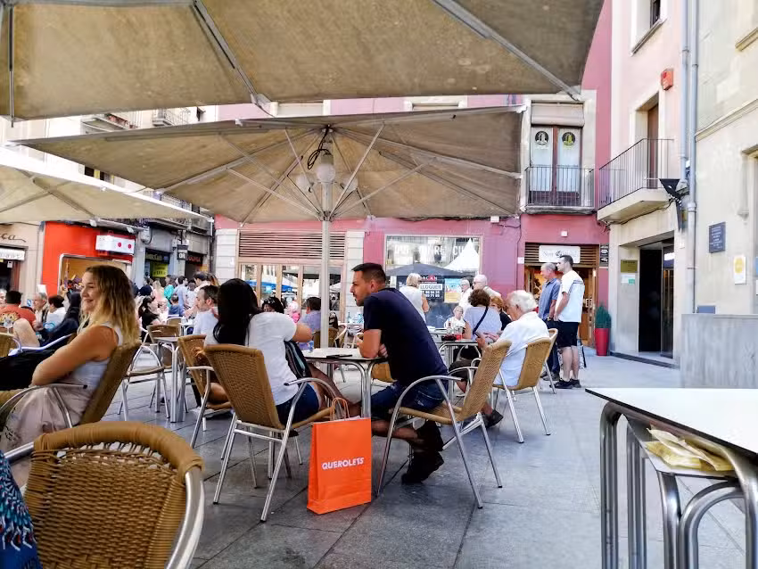 Bar &ndash; Rte. La Pla&ccedil;a