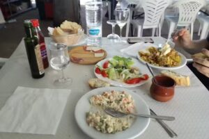 Bar Rte y ALOJAMIENTO RURAL el Castillo