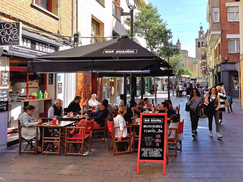 BAR RUSI&Ntilde;OL a Sant Cugat des de 1988