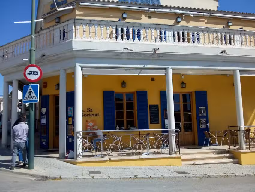 Bar Sa Societat