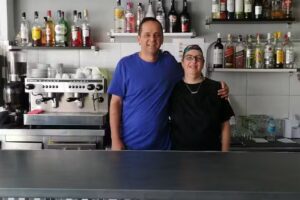 Bar salon aguila playa