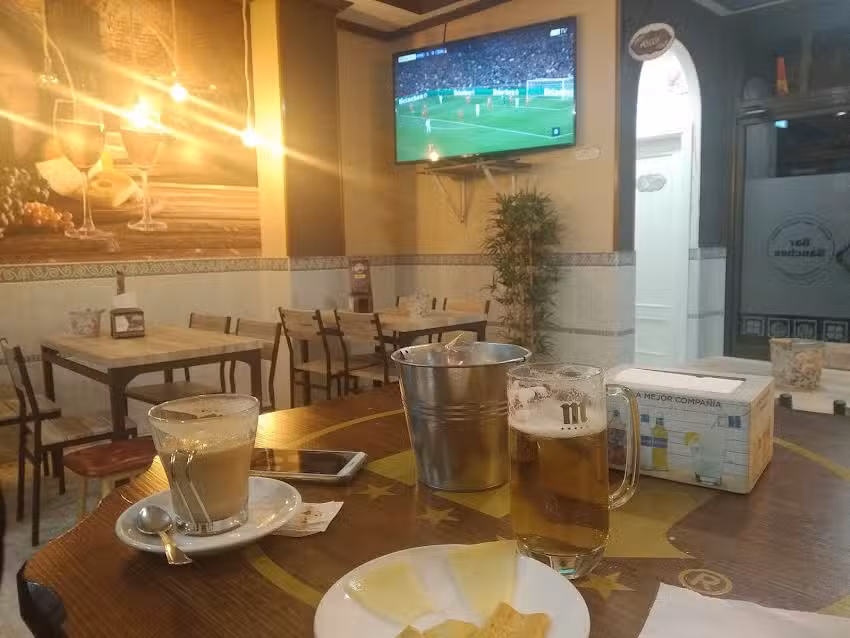 Bar S&aacute;nchez