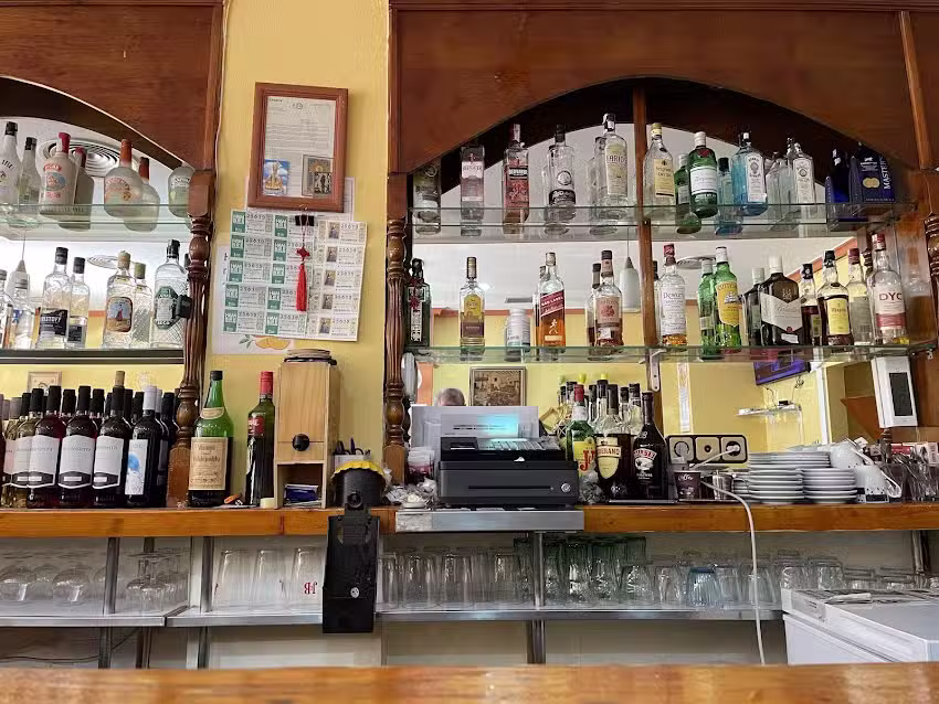 Bar Santa Luc&iacute;a