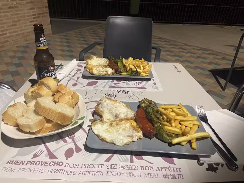 BAR SOCIAL DE CALMARZA.