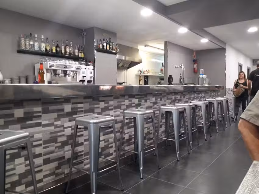 Bar Starry