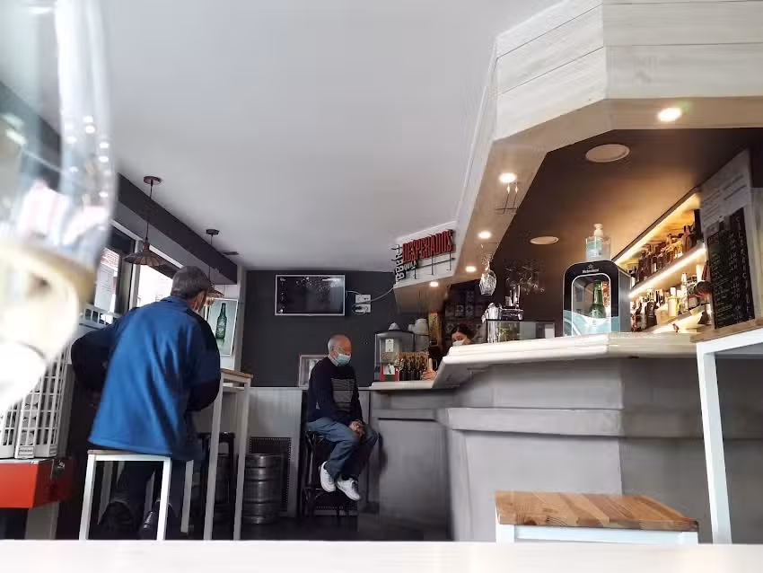 Bar Stop