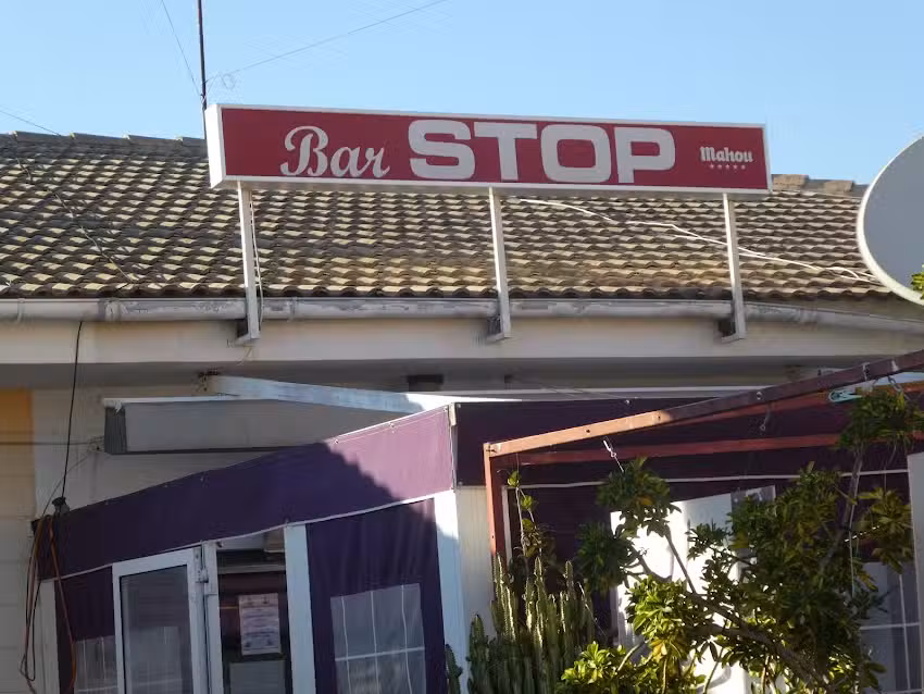 Bar Stop