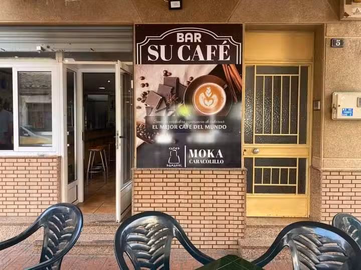 Bar Su Caf&eacute;