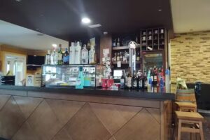 Bar-Supermercado Truanés