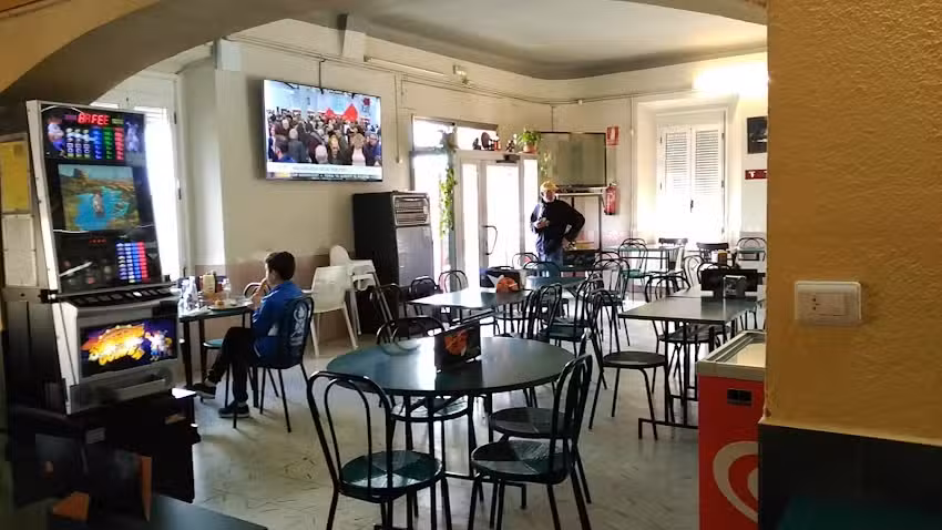 Bar Surreyes