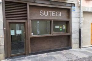 Bar Sutegi