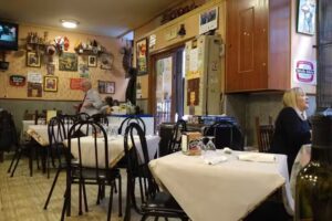 Bar Taberna Ami&ntilde;a Gaita