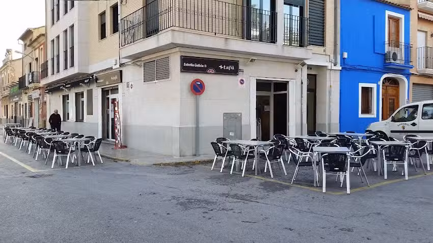Bar + TAPAS