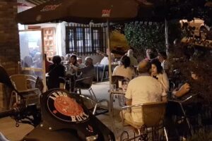 Bar Taper&iacute;a &ndash; A vi&ntilde;a de Arbo