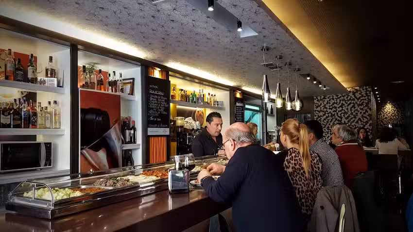 Bar Taper&iacute;a Danubio