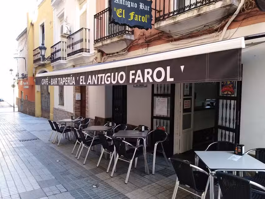 Bar-Taperia El Antiguo Farol