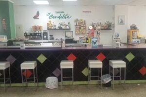 Bar Taper&iacute;a El Candelita