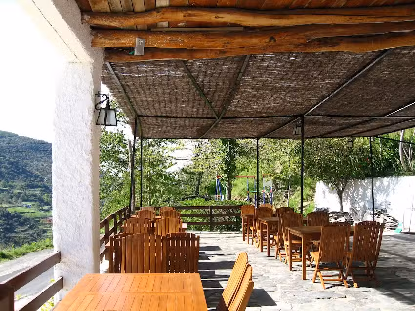 Bar Terraza Camping Trev&eacute;lez