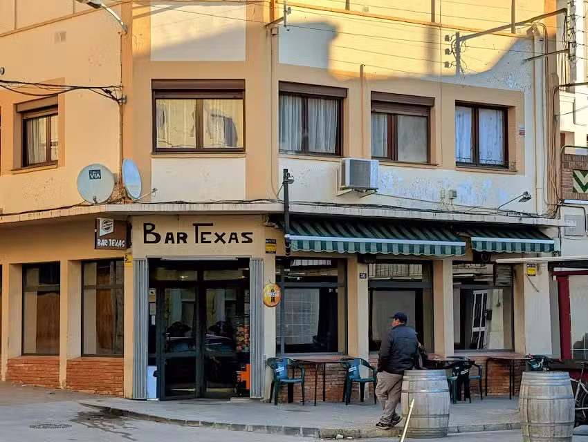 Bar texas