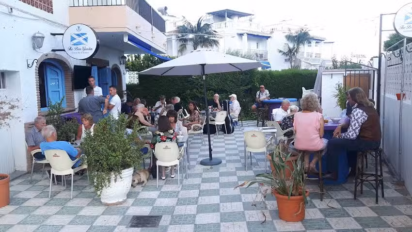 Bar The Beer Garden