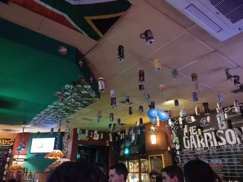 Bar The Garrison: Craft Beer House