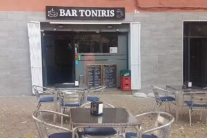 Bar Toniris