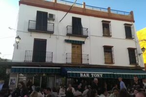 Bar Tony