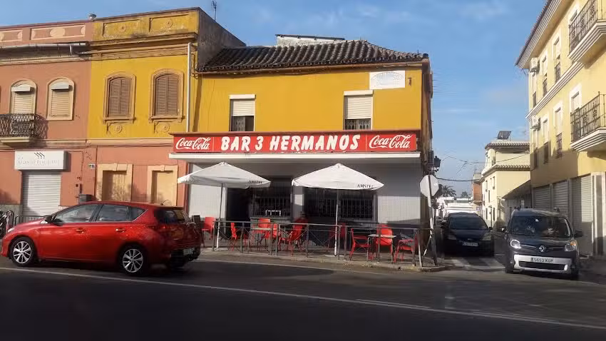 Bar Tres Hermanos