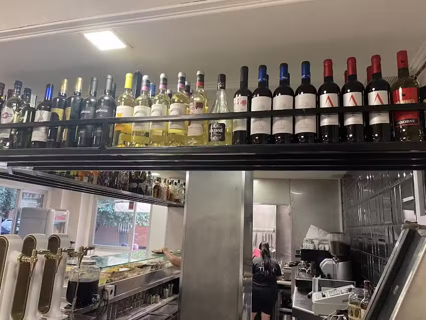 Bar Trini