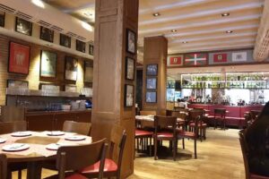 Bar Txapela Gran V&iacute;a