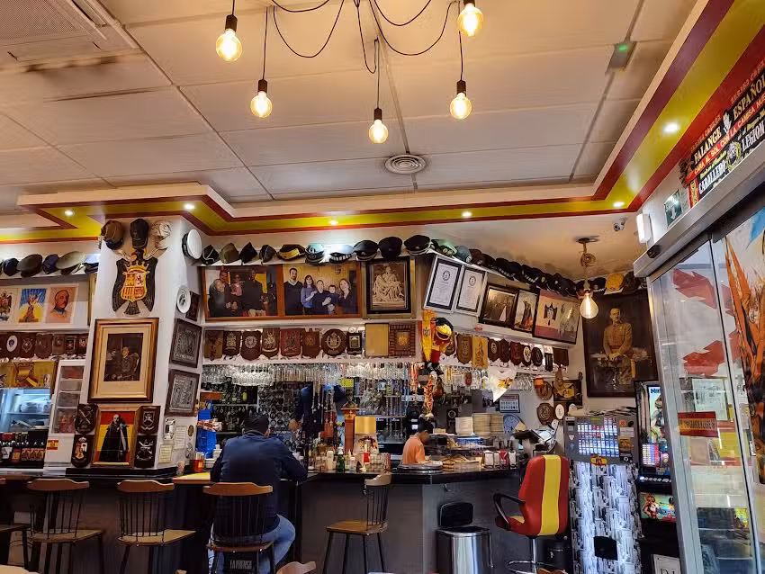 Bar Una Grande Libre &ndash; &laquo;Casa Chen&raquo;