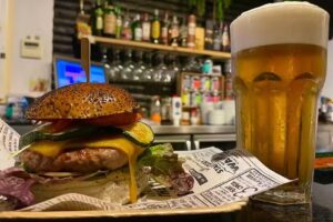 Bar Vas Burger Pu&ccedil;ol