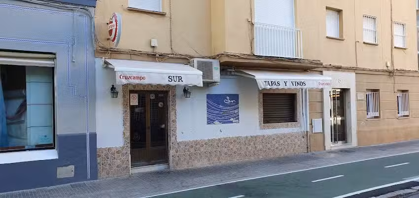 Bar VINOS Y TAPAS SUR