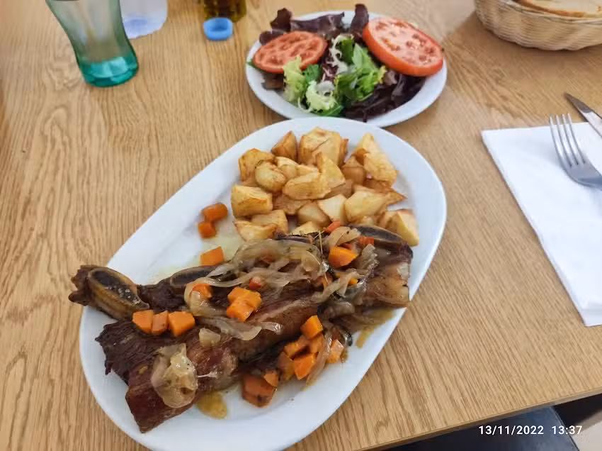 Bar Y Asoc Amigos de la Tercera Edad de Alar&oacute;