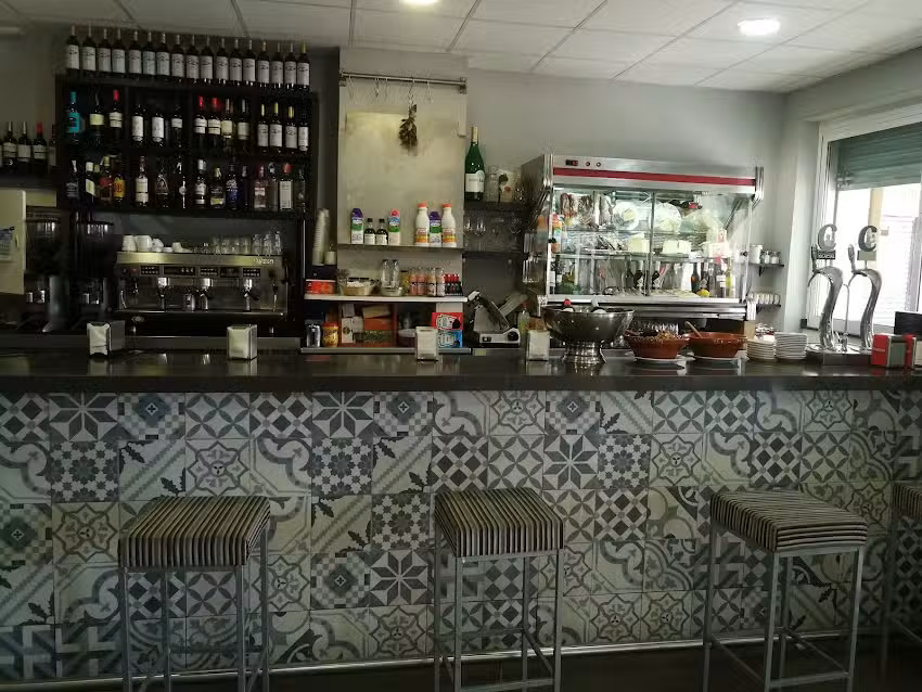 Bar y Tapas &laquo;LAS NI&Ntilde;AS&raquo;