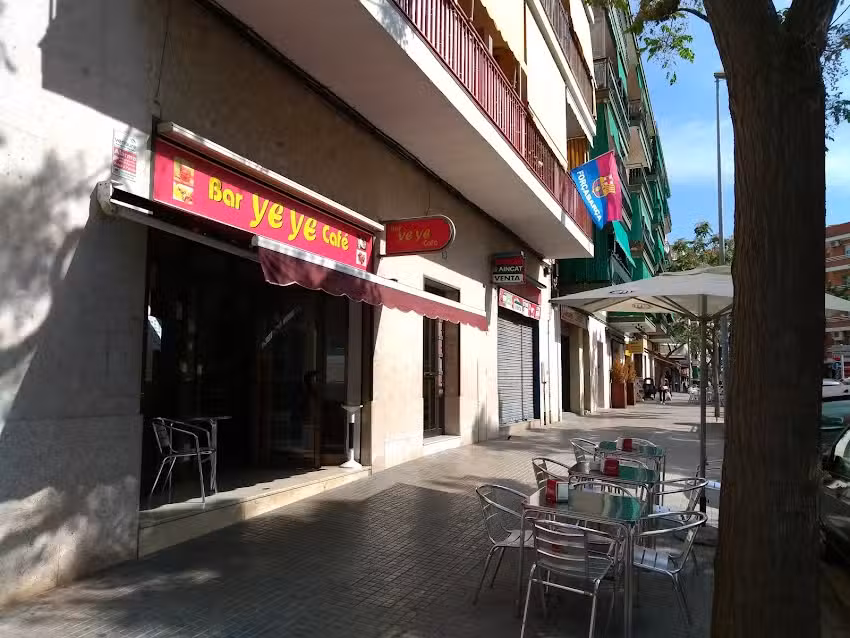 Bar Ye Ye Caf&eacute;