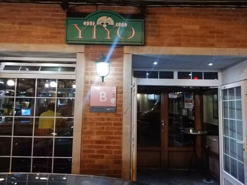Bar YIYO